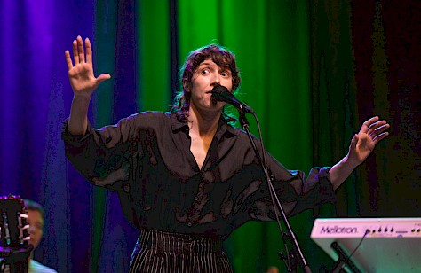Aldous Harding, Aladdin Theater, photo by Chad Lanning