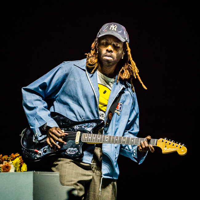 Blood Orange, Veterans Memorial Coliseum, photo by Miguel Padilla