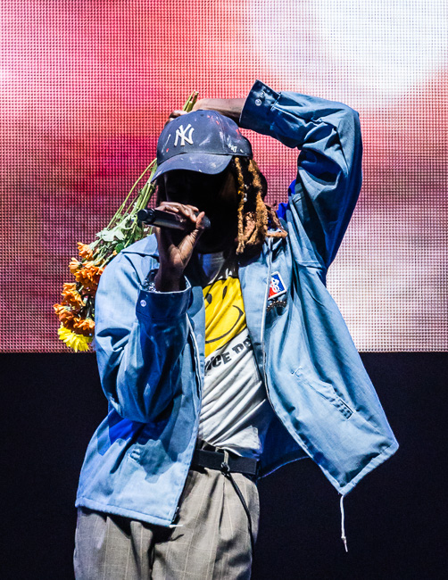 Blood Orange, Veterans Memorial Coliseum, photo by Miguel Padilla
