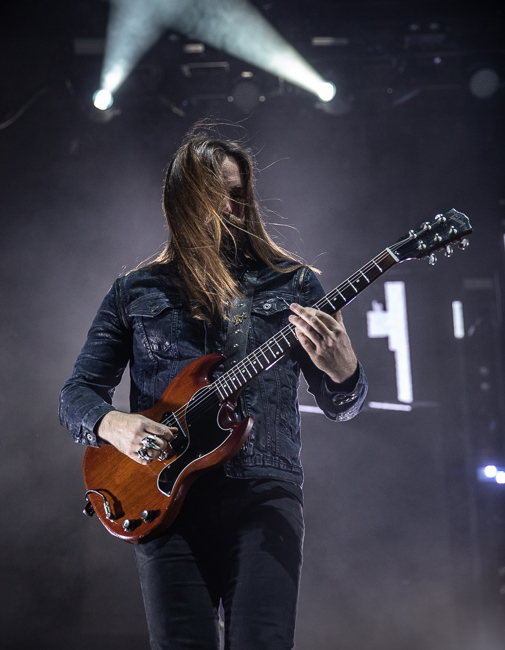 Bush, Veterans Memorial Coliseum, photo by Sal Barragan