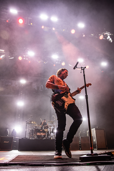 Bush, Veterans Memorial Coliseum, photo by Sal Barragan