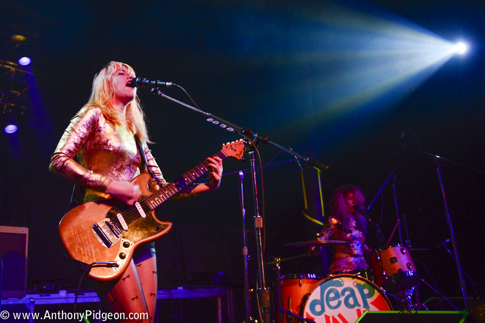 Deap Vally, Roseland Theater, photo by Anthony Pidgeon