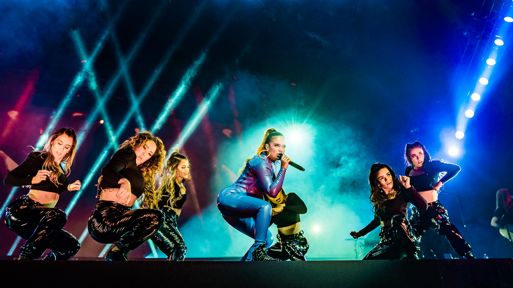 Karol G, Moda Center, photo by Miguel Padilla