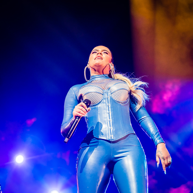 Karol G, Moda Center, photo by Miguel Padilla