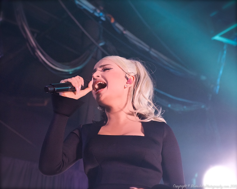 Kim Petras, Roseland Theater, photo by John Alcala