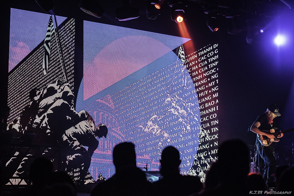 Tom Morello, Roseland Theater, photo by Kevin Pettigrew
