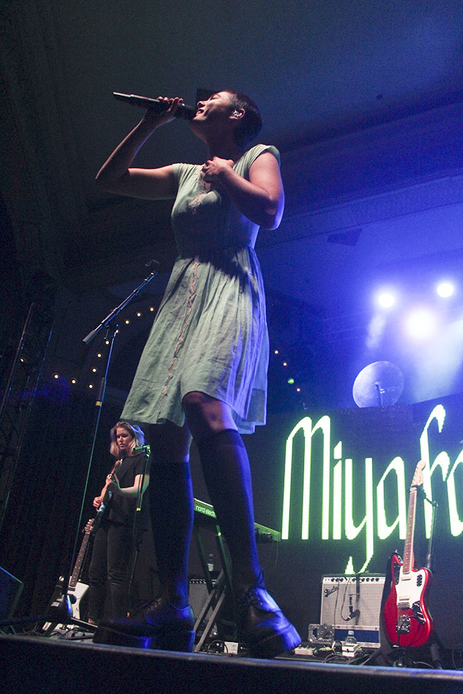 Miya Folick, Crystal Ballroom, photo by Emma Davis
