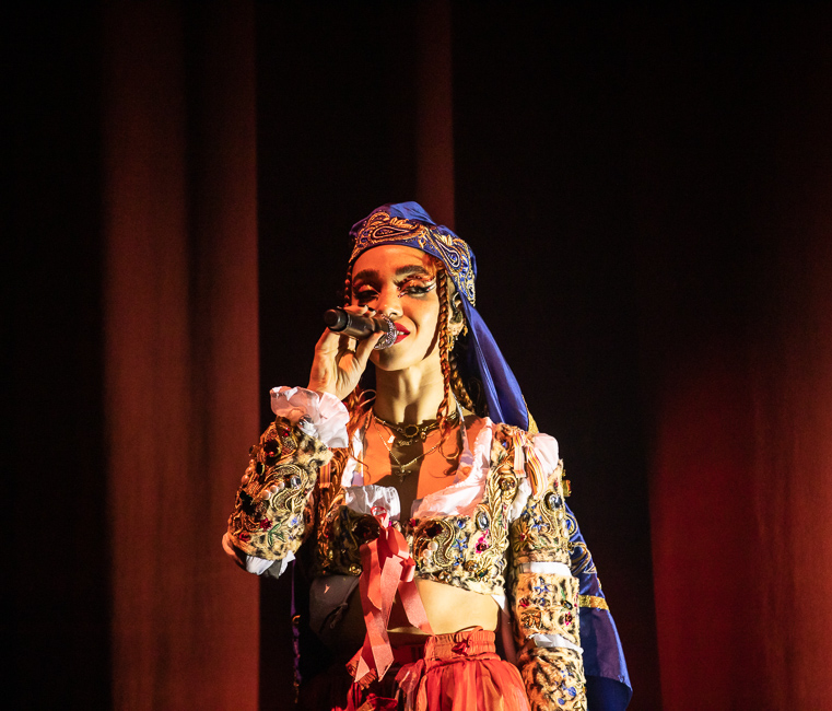FKA Twigs, Moore Theatre, photo by Sal Barragan