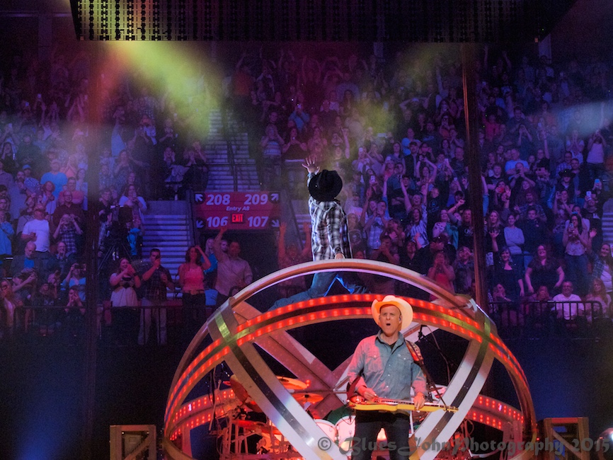Garth Brooks, Moda Center, photo by John Alcala