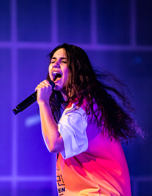 Alessia Cara, Arlene Schnitzer Concert Hall, photo by Sal Barragan