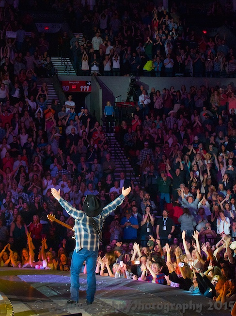 Garth Brooks, Moda Center, photo by John Alcala