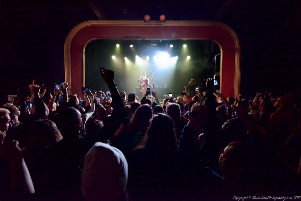 Zhavia Ward, Hawthorne Theatre, photo by John Alcala
