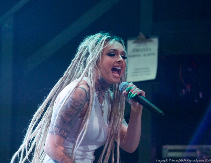 Zhavia Ward, Hawthorne Theatre, photo by John Alcala