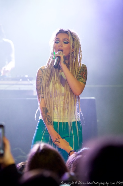 Zhavia Ward, Hawthorne Theatre, photo by John Alcala