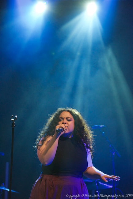 Kaina, Crystal Ballroom, photo by John Alcala