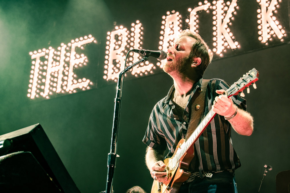 The Black Keys, Moda Center, photo by Ignacio Quintana