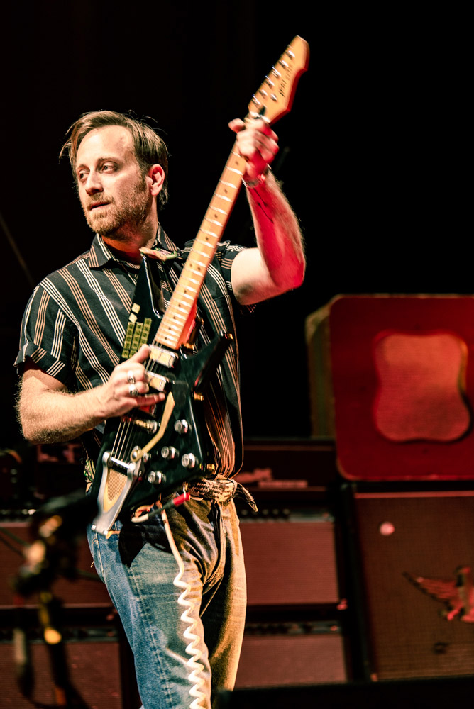 The Black Keys, Moda Center, photo by Ignacio Quintana