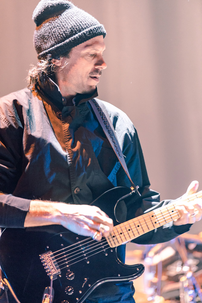 Modest Mouse, Moda Center, photo by Ignacio Quintana