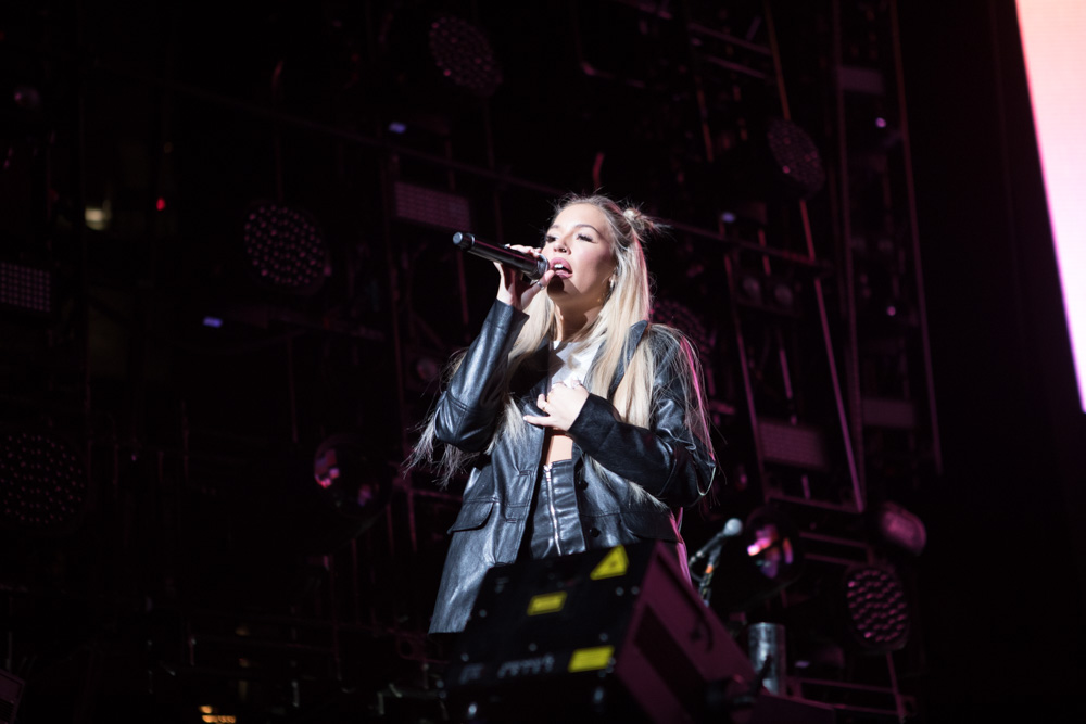 Lennon Stella, Moda Center, Rose Quarter, photo by Terry White