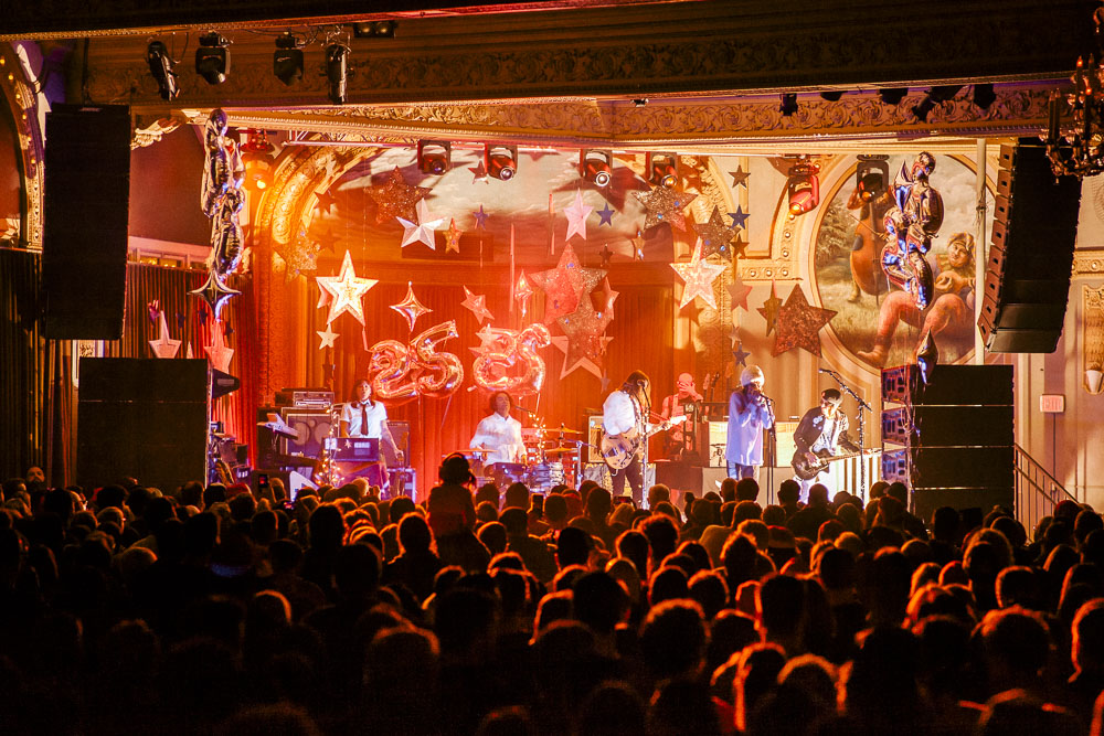 The Dandy Warhols, Crystal Ballroom, photo by Blake Sourisseau