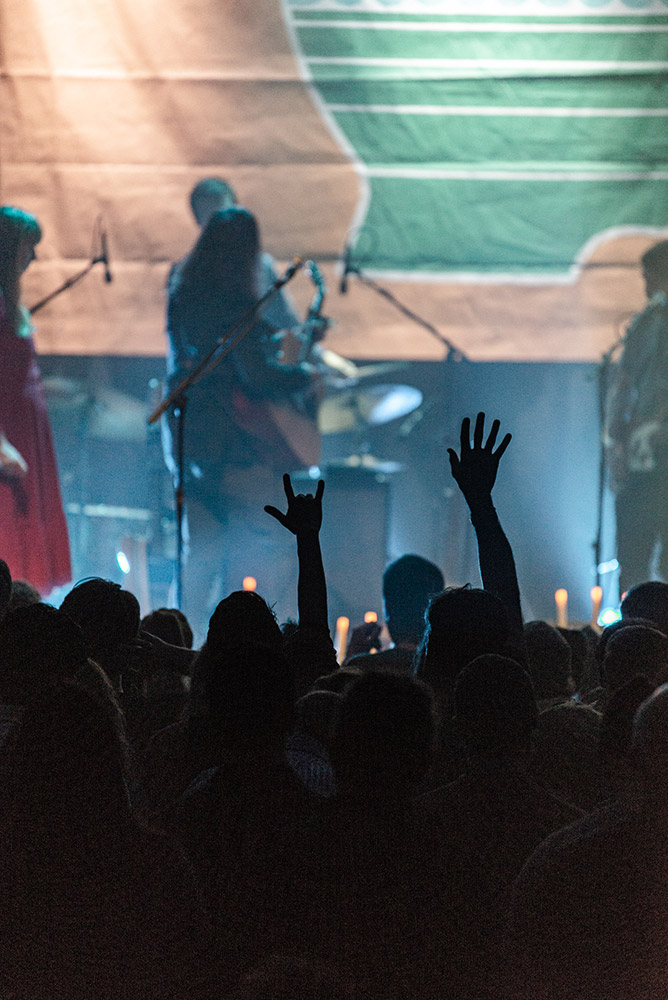 Fruit Bats, Aladdin Theater, photo by Ignacio Quintana