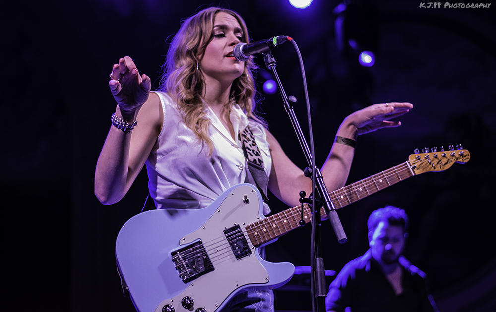 Haley Johnsen, Crystal Ballroom, Portland's Folk Festival, photo by Kevin Pettigrew