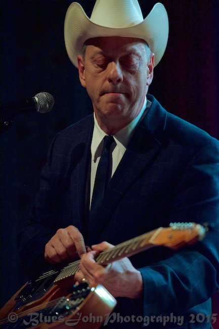 Junior Brown, Aladdin Theater, photo by John Alcala