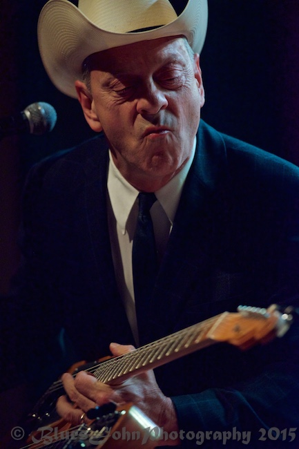 Junior Brown, Aladdin Theater, photo by John Alcala