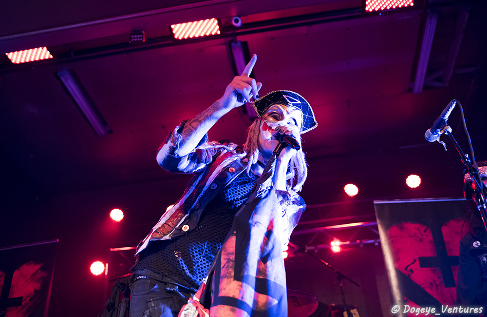 Davey Suicide, Hawthorne Theatre, photo by Ashley Strom