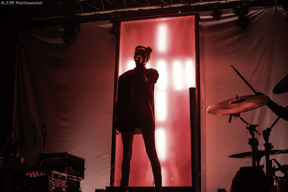 Poppy, Hawthorne Theatre, photo by Kevin Pettigrew