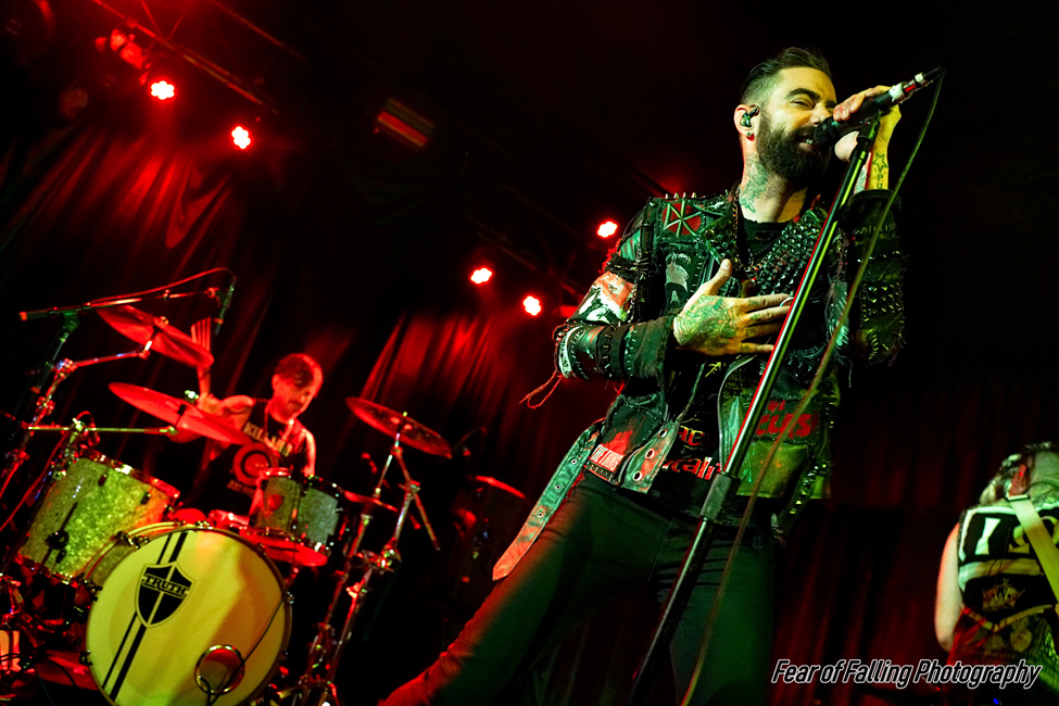 Assuming We Survive, Dante's, photo by Joshua Hathaway