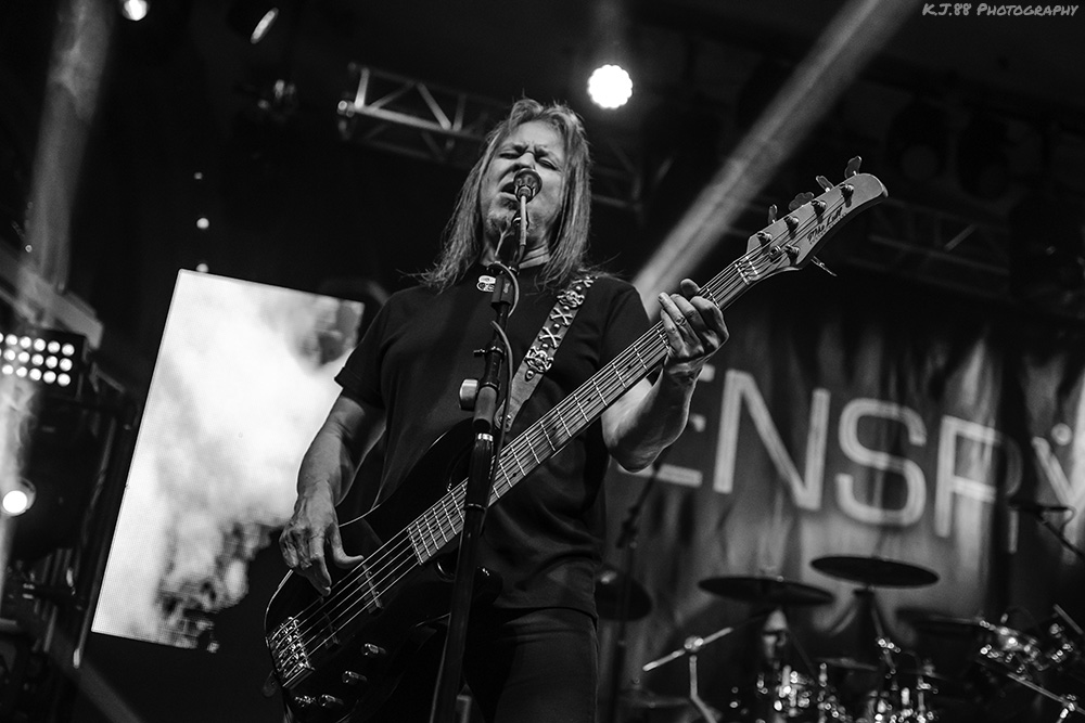 Queensryche, Crystal Ballroom, photo by Kevin Pettigrew