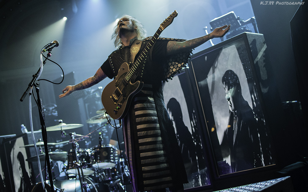 John 5, Crystal Ballroom, photo by Kevin Pettigrew