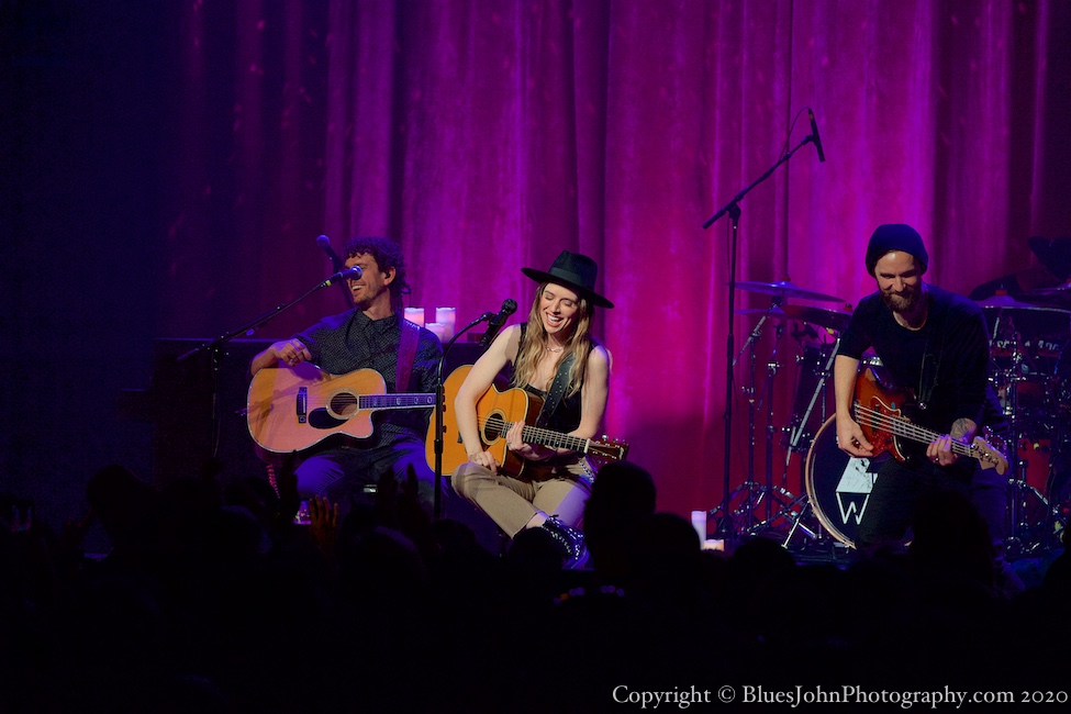 ZZ Ward, Revolution Hall, photo by John Alcala