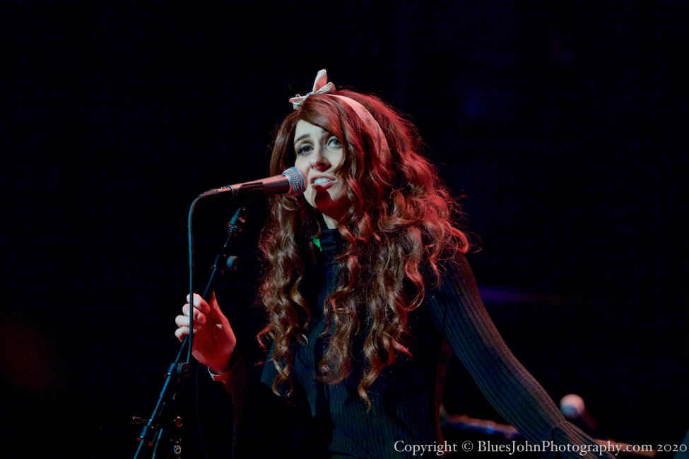 Fox and Bones, Revolution Hall, photo by John Alcala