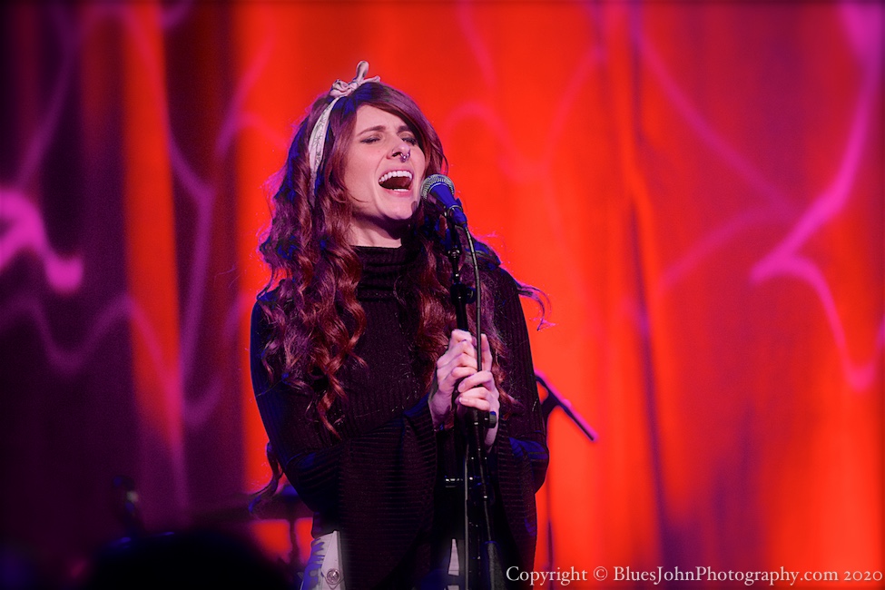 Fox and Bones, Revolution Hall, photo by John Alcala