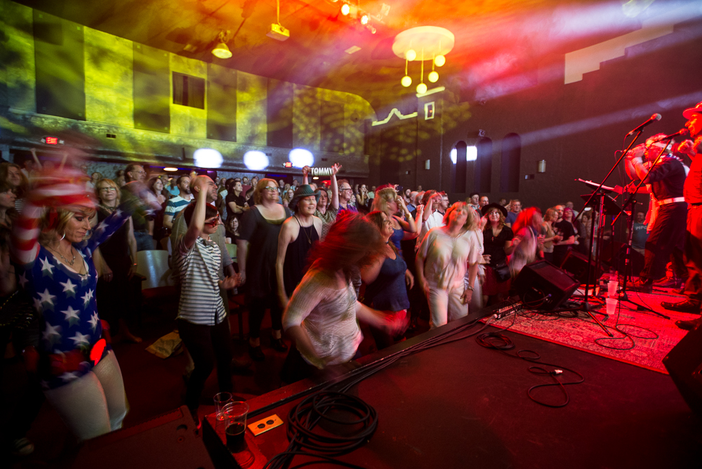 The Nowhere Band, Alberta Rose Theatre, photo by Neighborhood Notes, photo by Ken Aaron