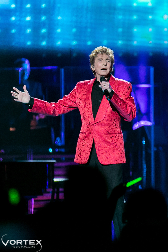 Barry Manilow, Moda Center, photo by Paul Garcia