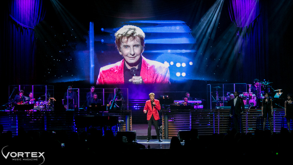 Barry Manilow, Moda Center, photo by Paul Garcia