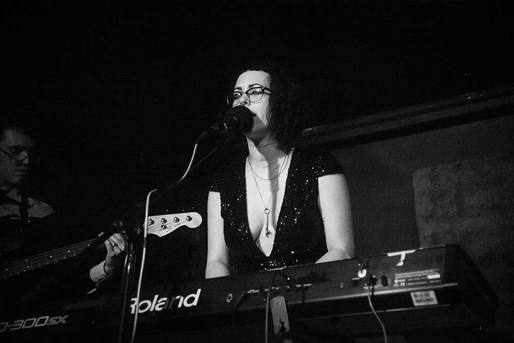 Snow White, The Liquor Store, photo by Sam Gehrke