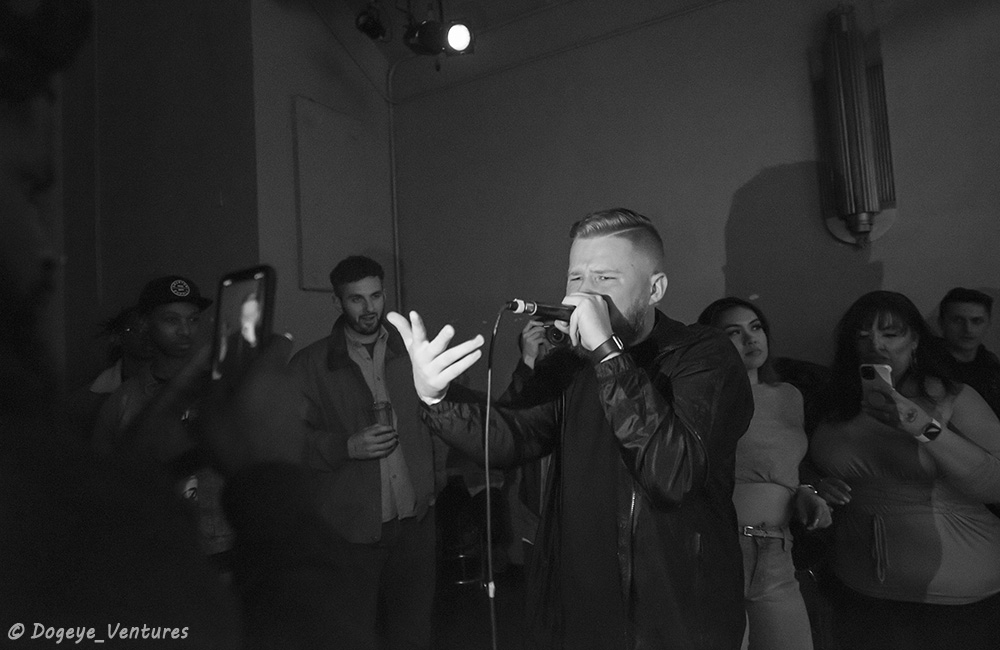 Kelly's Olympian, The Thesis, photo by Ashley Strom