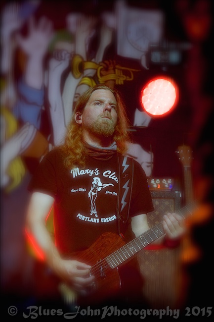 Walk Off The Earth, Tom McCall Waterfront Park, KINK, photo by John Alcala