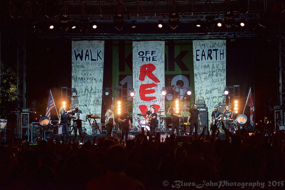 Walk Off The Earth, Tom McCall Waterfront Park, KINK, photo by John Alcala
