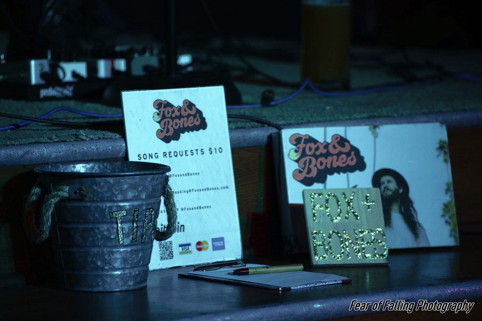 Fox and Bones, 18 23 Mystery Bar, photo by Joshua Hathaway