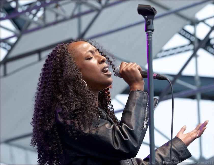 Blossom, The Lot at Zidell Yards, photo by John Alcala