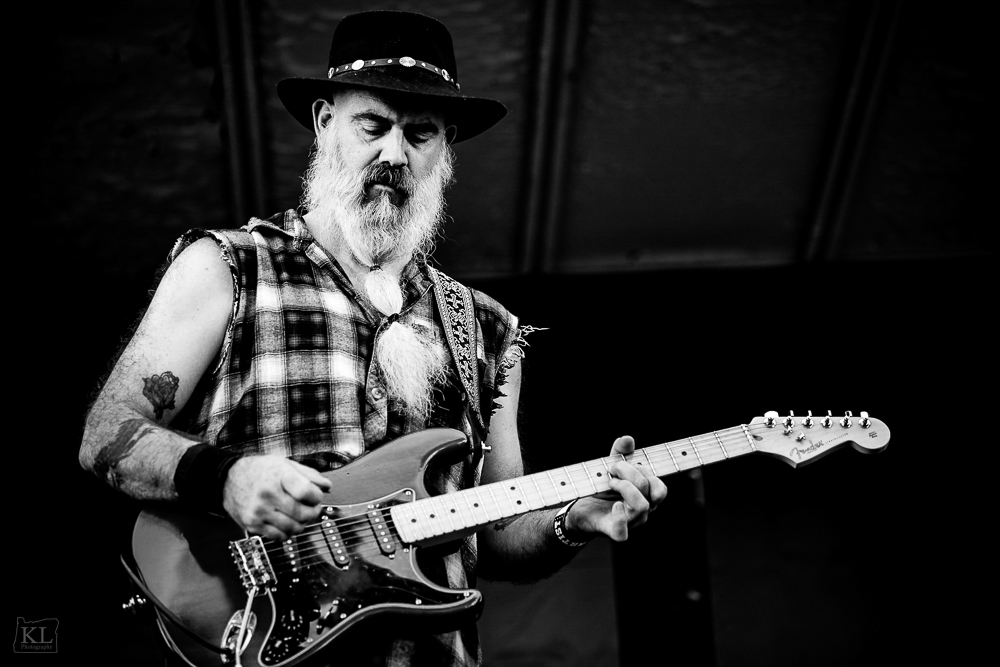 Dog Bite Harris, photo by Kris Luke