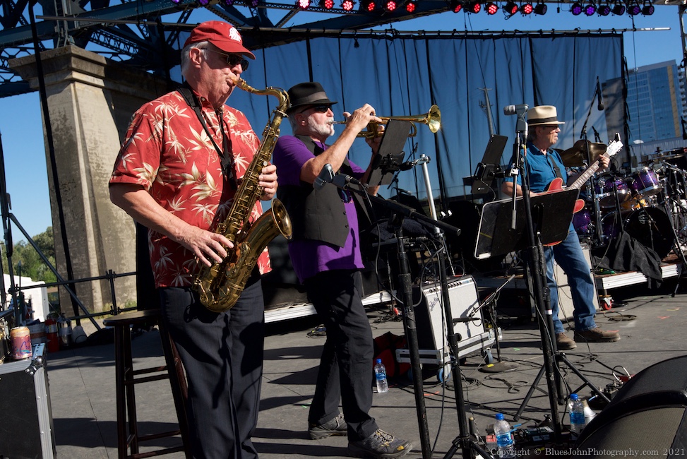 The Lot at Zidell Yards, Waterfront Blues Festival, photo by John Alcala
