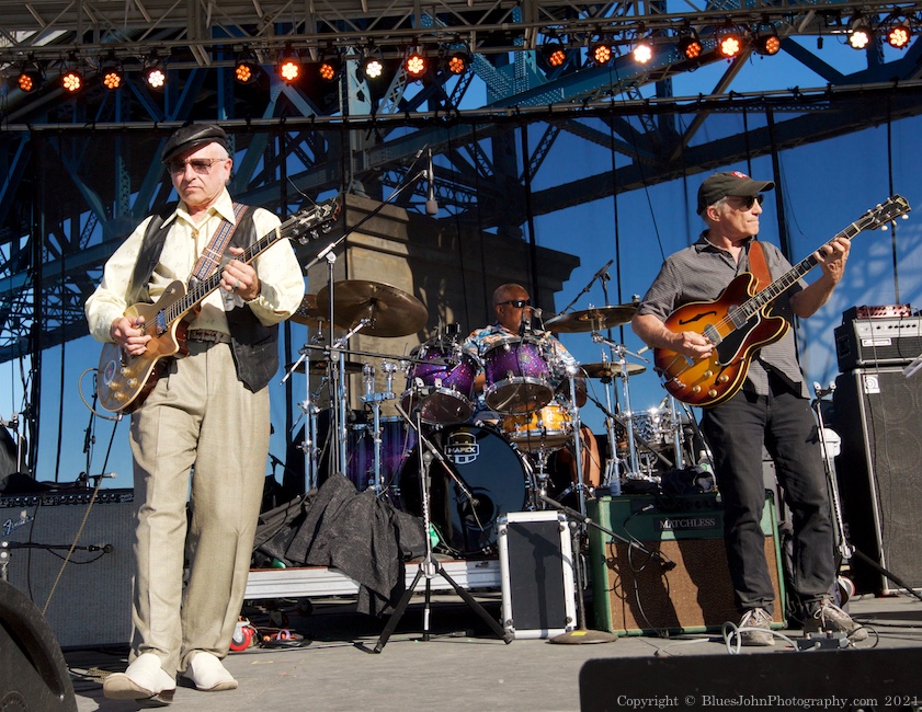 The Lot at Zidell Yards, Waterfront Blues Festival, photo by John Alcala