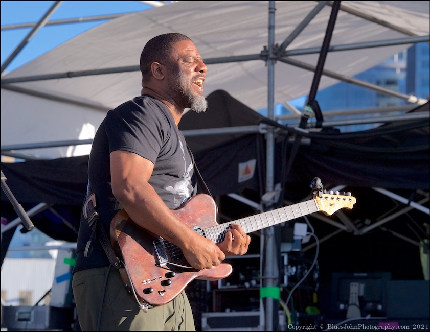 The Lot at Zidell Yards, Waterfront Blues Festival, photo by John Alcala