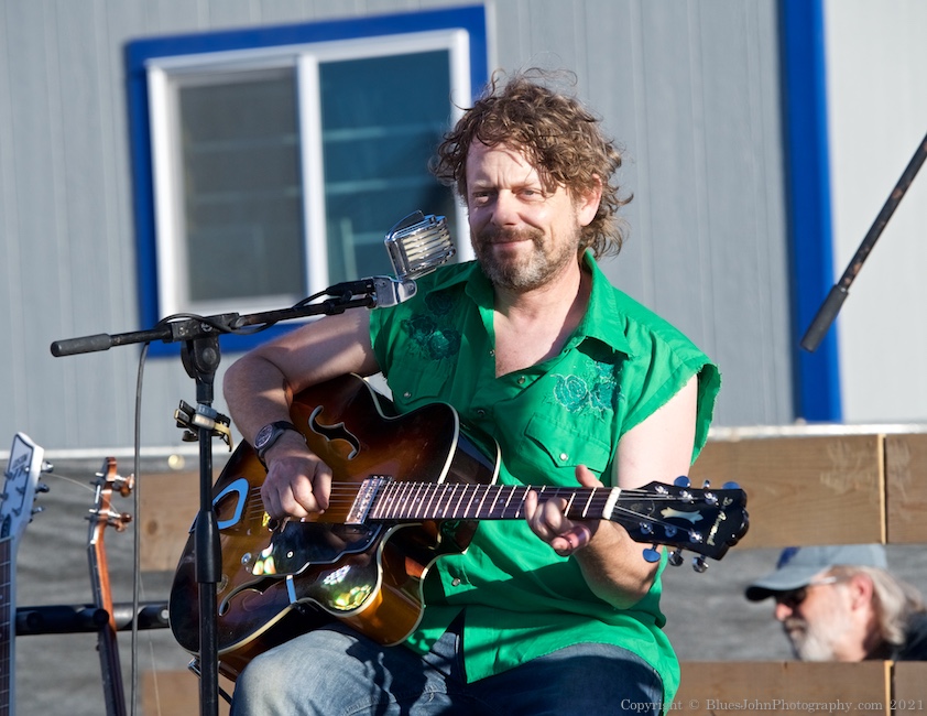 Hillstomp, The Lot at Zidell Yards, Waterfront Blues Festival, photo by John Alcala